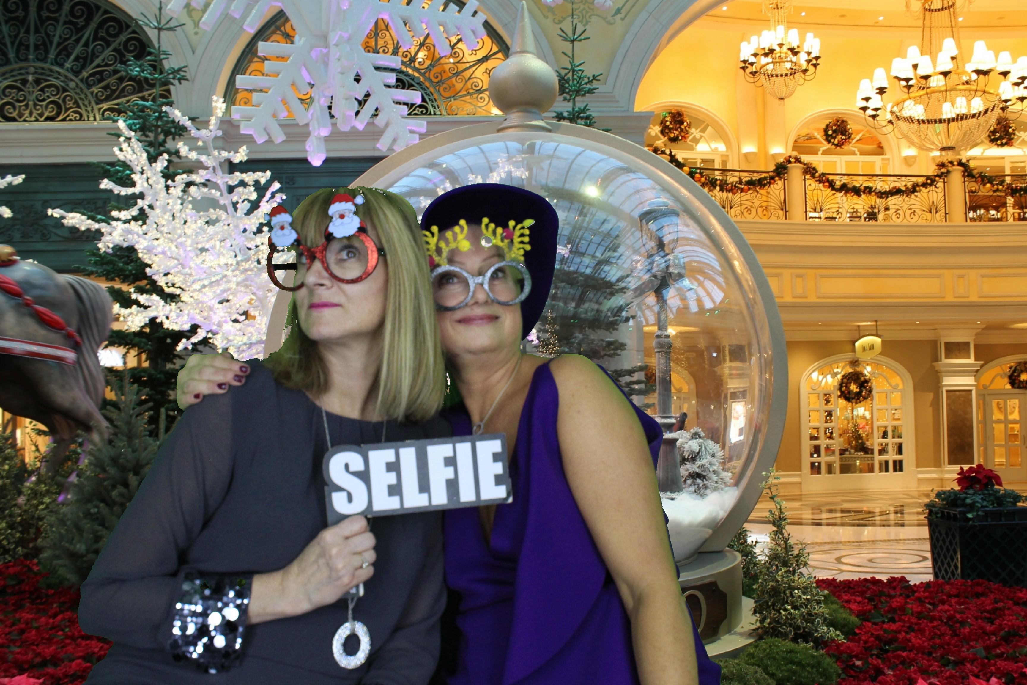 Silvermere Christmas Party  | View more photos from the event at gallery.myphotoboothexperience.co.uk/u/MyPhotoBoothExperienceLtd/Silvermere-Christmas-Party-1